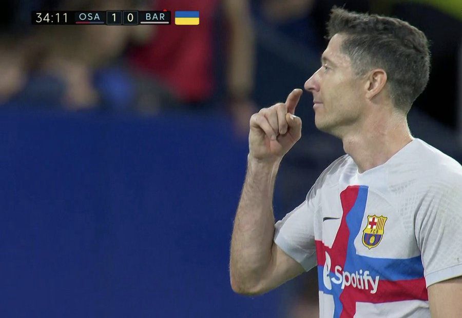 Robert Lewandowski ukarany - wykonał kontrowersyjny gest 