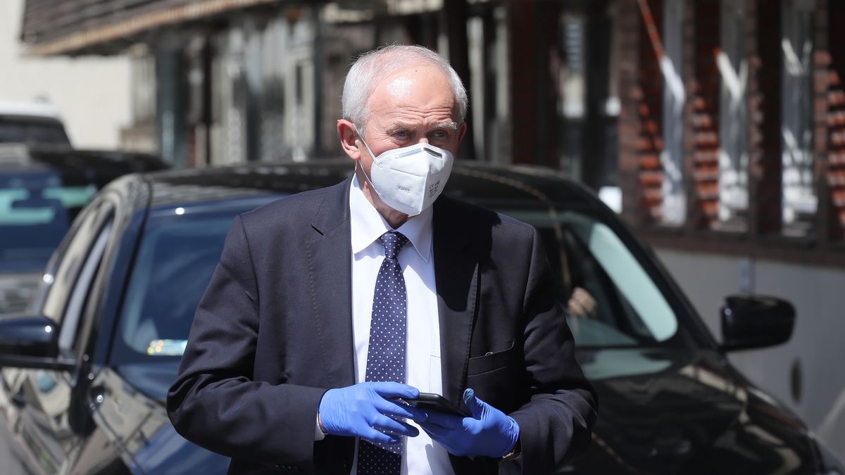 Ceny prądu. Poseł PiS Krzysztof Tchórzewski (na zdjęciu) przekonuje, że wyższe pensje Polaków rekompensują podwyżki cen.