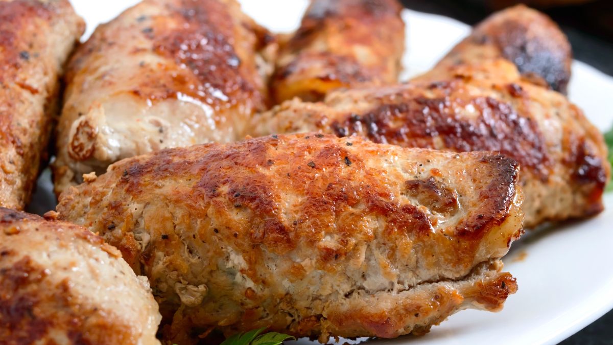 Nadzienie kotletów mazurskich jest smaczne i sycące