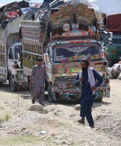 Pakistan zamyka granicę z Afganistanem. Nocna wymiana ognia przy granicy