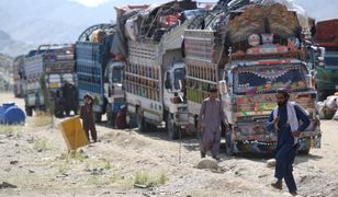 Pakistan zamyka granicę z Afganistanem. Nocna wymiana ognia przy granicy