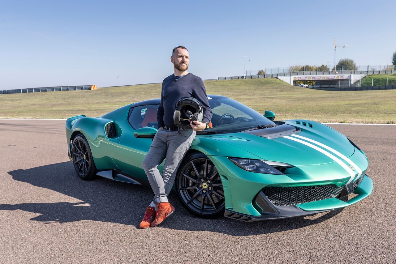 Wideo: Ferrari 296 Speciale - tak szaleje 880 KM na tylnej osi!