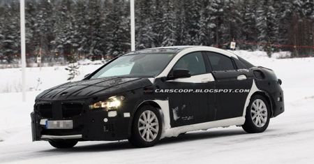 Mercedes CLC - baby CLS przyłapany