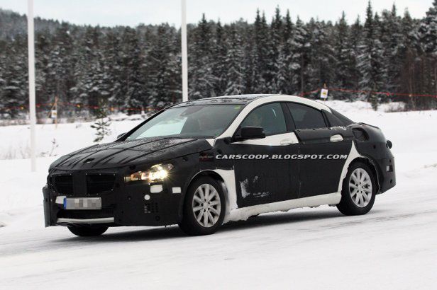 Mercedes CLC - baby CLS przyłapany