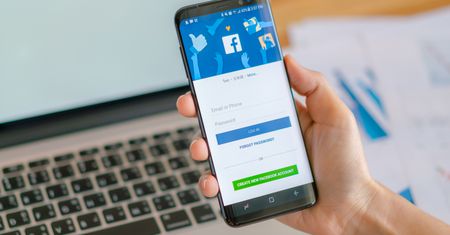 Globalna awaria Facebooka. Użytkownicy zostali wylogowani i nie mogą się ponownie zalogować!
