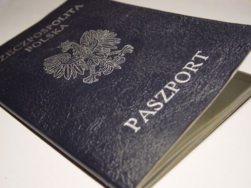 Kradzież paszportu – co robić?