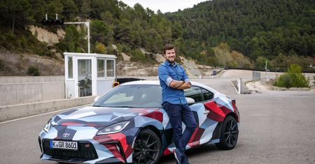 Pierwsza jazda: Toyota GR86 – ciężko się przy niej nie uśmiechać