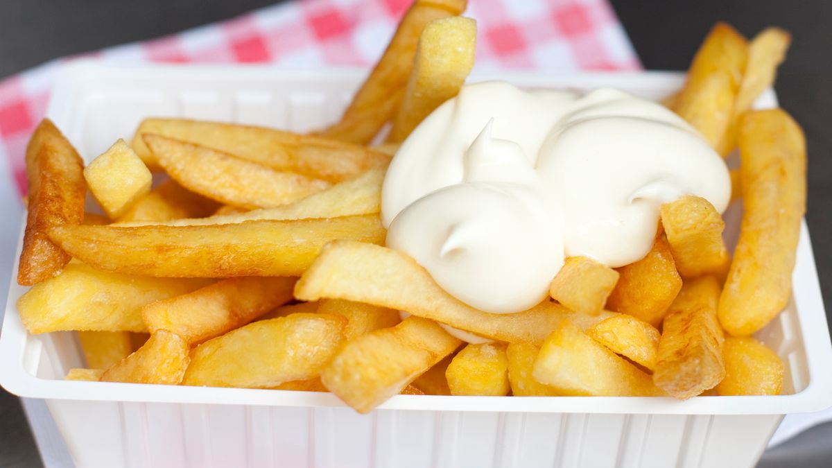 Frytki belgijskie z majonezem