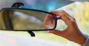 Każde auto ma teraz kropki na szybie. Dlaczego zabytkowe auta ich nie mają?