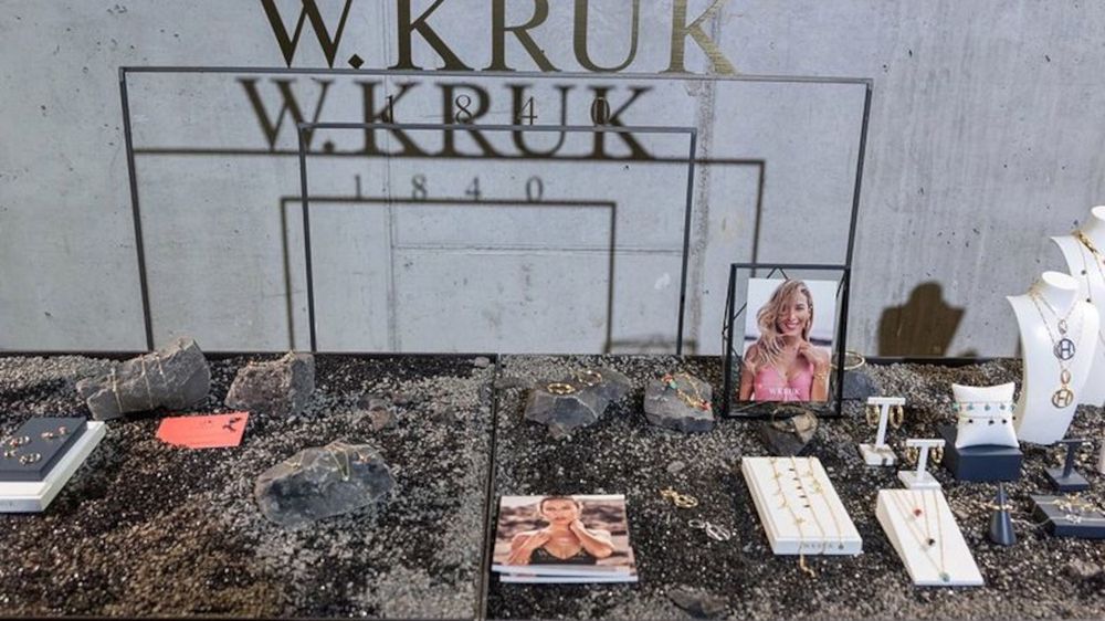 Biżuteria pociągnęła sprzedaż grupy VRG