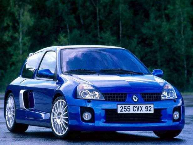 Używane Renault Clio V6 - szaleństwo na kołach