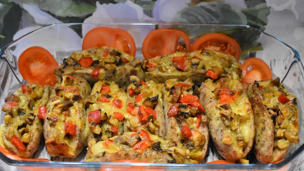 Faszerowana biała kiełbasa