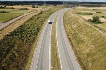 Nowa ekspresówka na zachodzie. Wiemy, kiedy nią pojedziemy