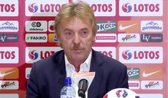 Zbigniew Boniek na Twitterze: gdy rozmawiamy o piłce to baba nam niepotrzebna. „To jest śmieszne, inteligentni zrozumieją”