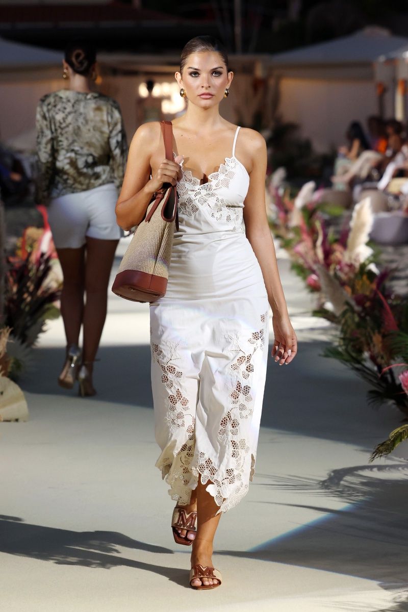 MARCIANO_FASHIONSHOW_FORTE DEI MARMI247