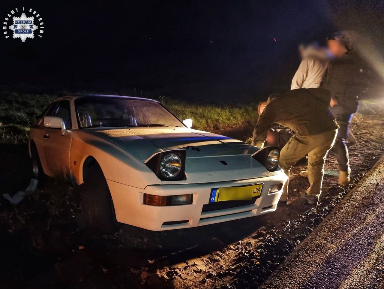 Opole: 19-latek ukradł zabytkowe porsche