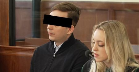 Nerwowa twarz Sebastiana M. Tak reagował na zeznania kolegi z pracy