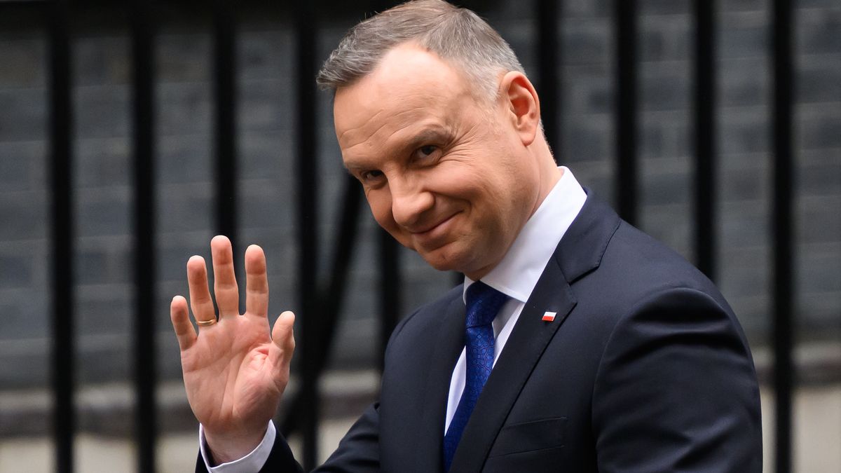 LONDON, ENGLAND - FEBRUARY 16: Poland's President Andrzej Duda arrives for a meeting with Britain's Prime Minister Rishi Sunak at Downing Street on February 16, 2023 in London, England Poland's president, Andrzej Duda, has launched a diplomatic offensive visiting European and NATO leaders in an effort to muster support for Ukraine ahead of Joe Biden's visit to Poland later this month to mark the first anniversary of Russia's invasion. (Photo by Leon Neal/Getty Images)