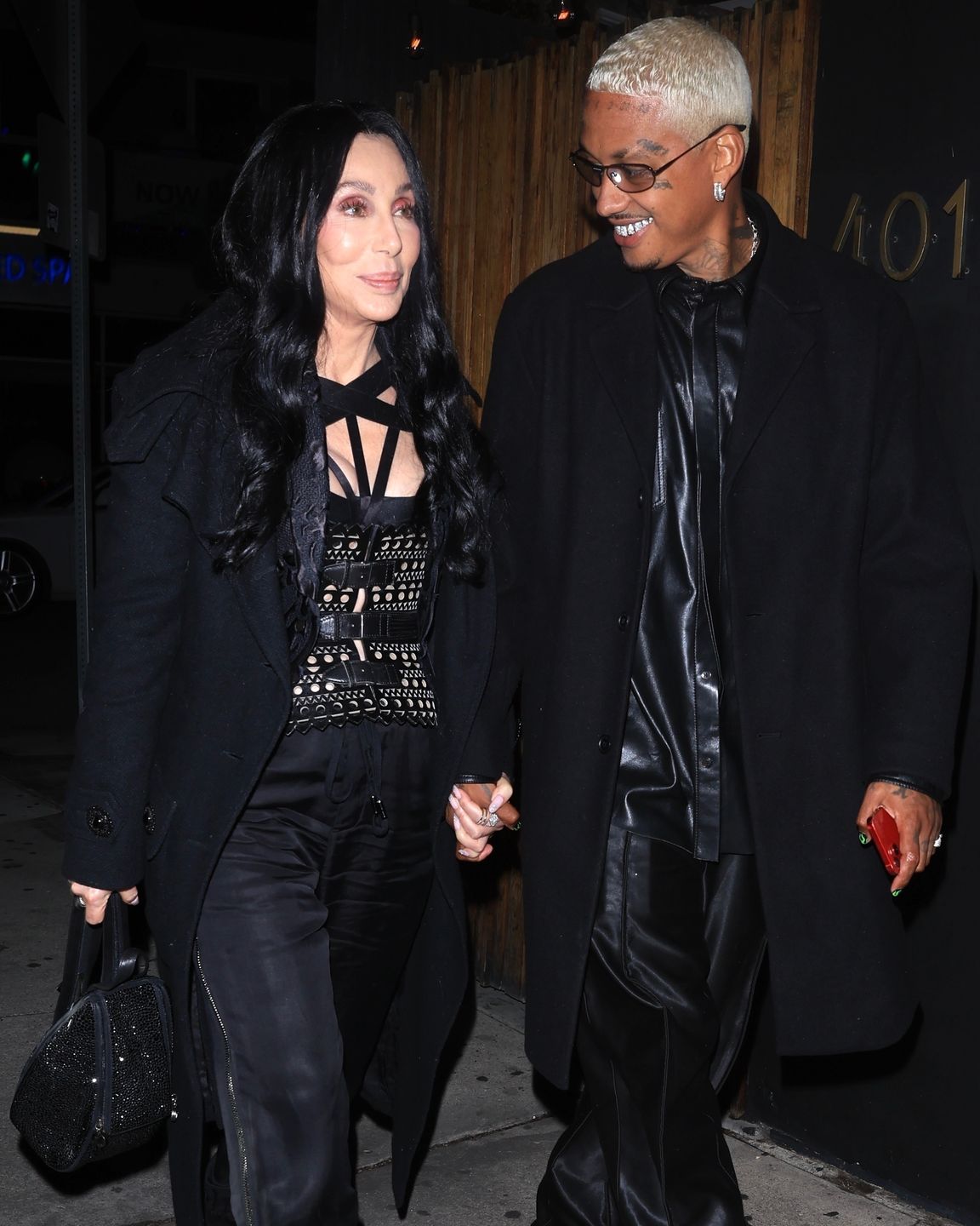  Cher i Alexander Edwards