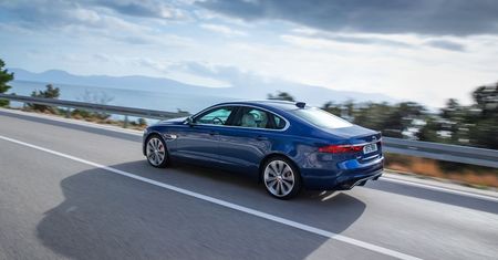 Jaguar XF po liftingu już w salonach. Znamy polski cennik