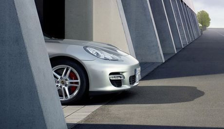 Porsche Panamera oficjalnie (zamaskowana)