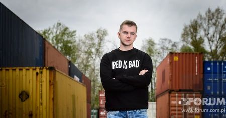 Biznesmen poszukiwany. Jest czerwona nota Interpolu za Pawłem Szopą