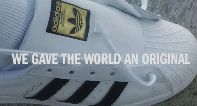 adidas modyfikuje logo. W reklamach nowe hasło