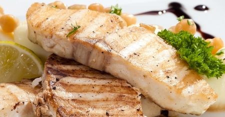 Polacy jedzą na potęgę, a inne kraje zakazują. Ta ryba zawiera trujące substancje