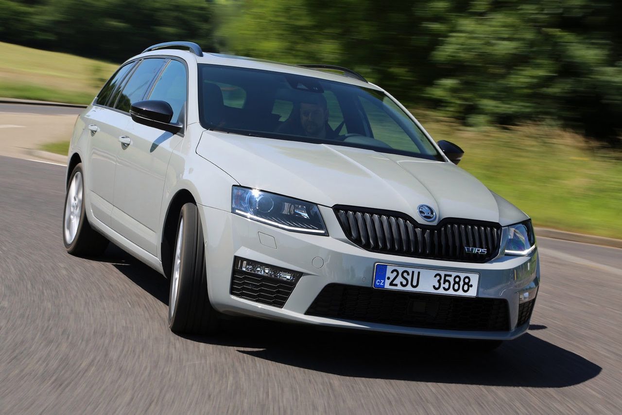 2014 Skoda Octavia RS (27)