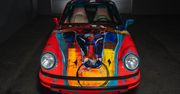 Sztuka czy profanacja? Porsche 911 Art Car trafiło na aukcję