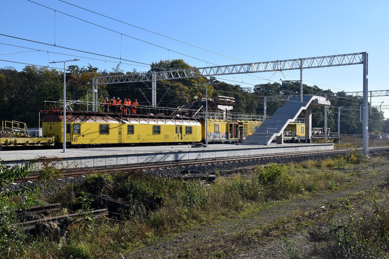 Police: Budowa stacji kolejowej nabiera tempa