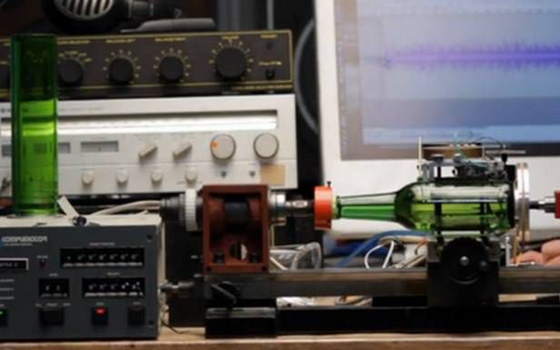 Butelka piwa jako nośnik muzyki, czyli drugie życie starej technologii. Brawo, panie Edison! 5