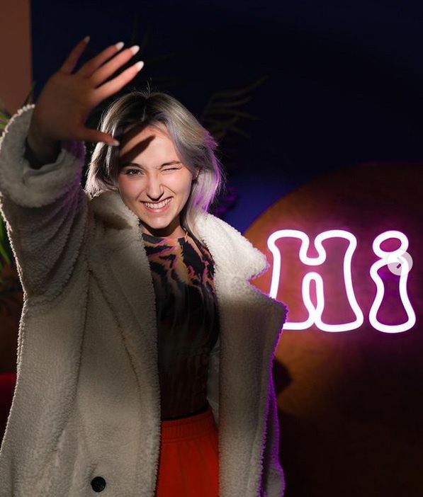 HiHania