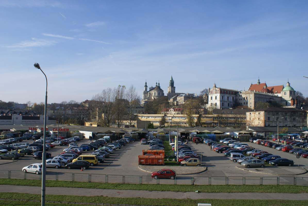 Panorama Targ Pod Zamkiem