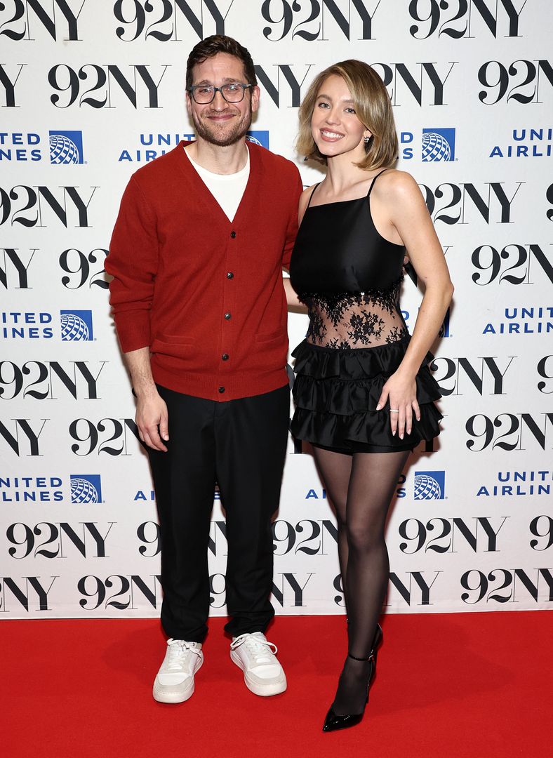 Sydney Sweeney w czarnej mini