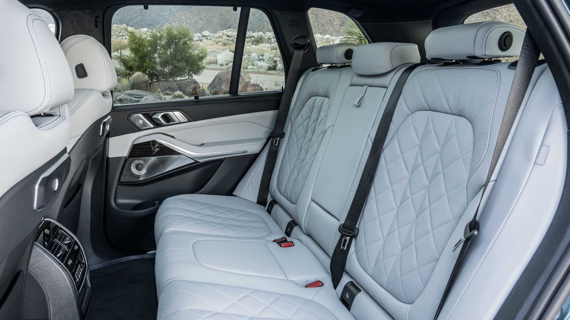 BMW X5 (2023)
