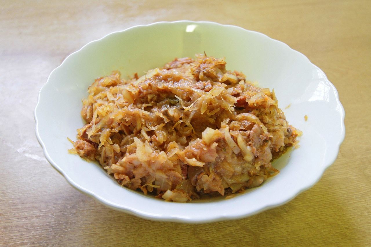 Bigos. Oto tradycyjny przepis i porady Magdy Gessler