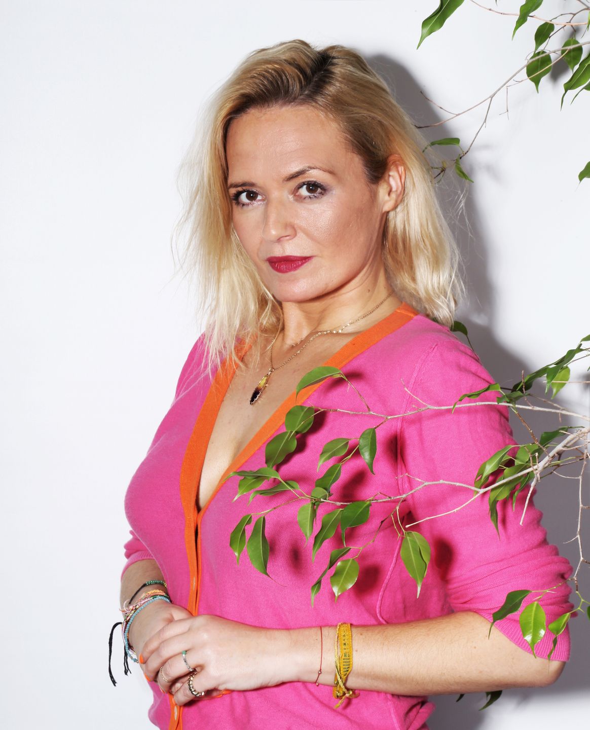 MAGDALENA KUSZEWSKADziennikarka, redaktorka, autorka książek i e-booków, absolwentka dziennikarstwa na Uniwersytecie Warszawskim.