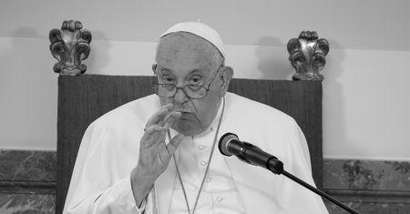 Premier Włoch podjęła decyzję. Tak Włochy szykują się na pogrzeb papieża Franciszka