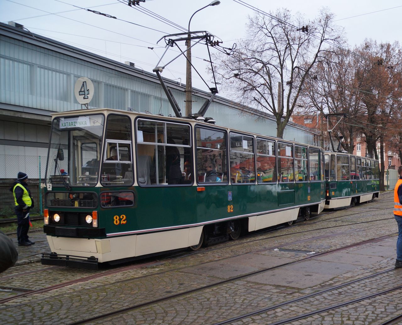 Poznań: Historyczne tramwaje i autobusy żegnają sezon. Ostatni weekend linii turystycznych