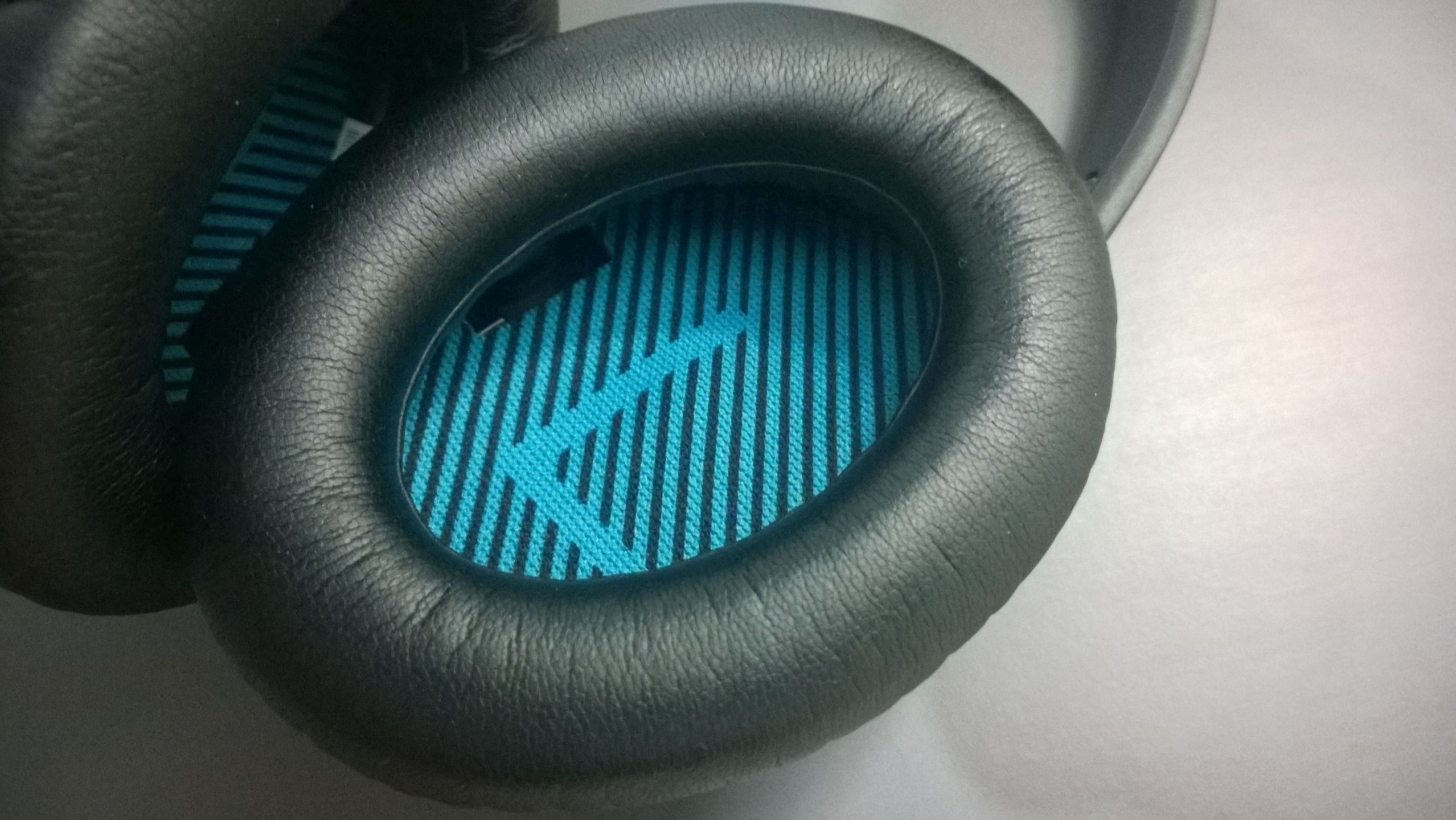 Bose QC25 – sala odsłuchowa na wynos [test] 5