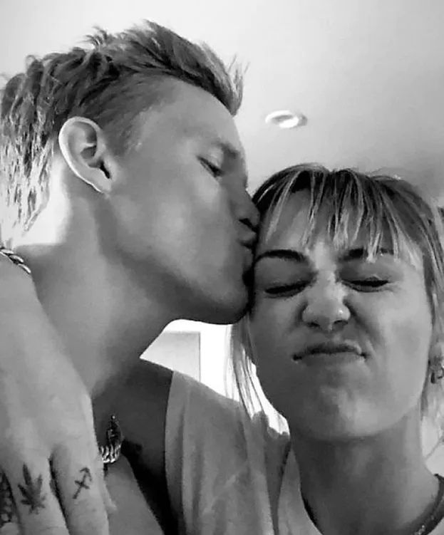 Miley Cyrus i Cody Simpson