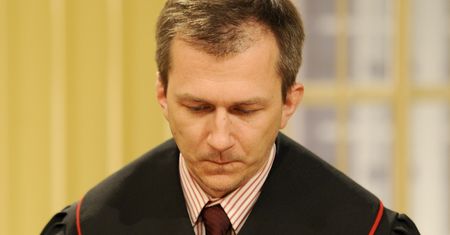 Pamiętacie go? Prokurator z "Anny Marii Wesołowskiej" został skazany. Oskarżono go o cztery przestępstwa