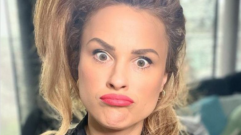 Kaja Paschalska pozuje w bikini i rozprawia o chodzeniu po plaży topless