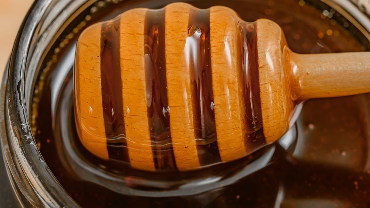 Przechowywanie miodu w zamrażarce to nie zawsze dobry pomysł