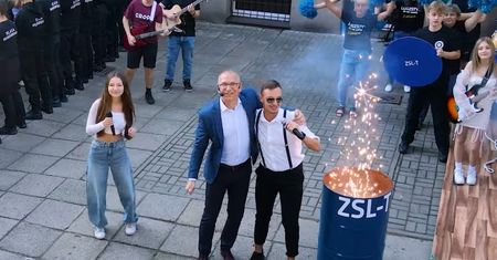 Nagrali dyrektora szkoły. Wideo obejrzały już tysiące Polaków