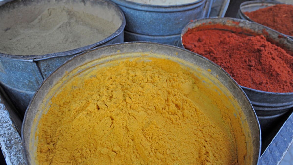 W pojemnikach na przyprawy znajdowało się coś jeszcze – 1,8 mln tabletek amfetaminy 