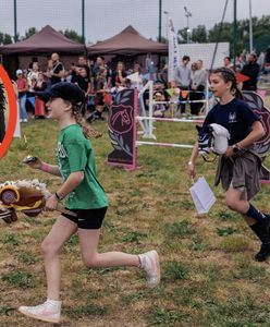 Każde dziecko chce go mieć? Zalały stragany z pamiątkami