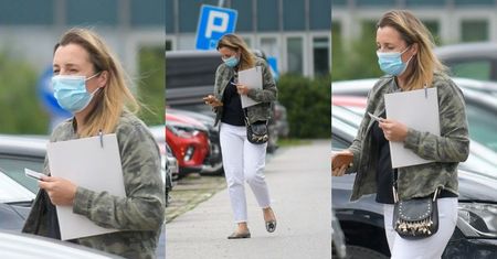 TYLKO NA PUDELKU: Karolina Ferenstein-Kraśko odwiedza w SZPITALU Piotra Kraśkę, dzierżąc w ręce białą teczkę (ZDJĘCIA)