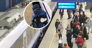 Nagranie z warszawskiego dworca robi furorę. Pasażer zadziwił świat